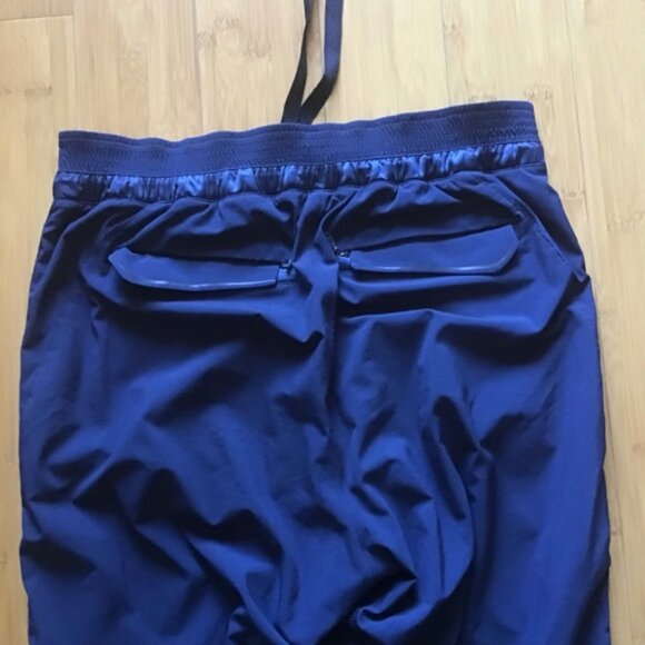 Lululemon Satin Trim Tuxedo Pant Navy Like New - Picture 9 of 14